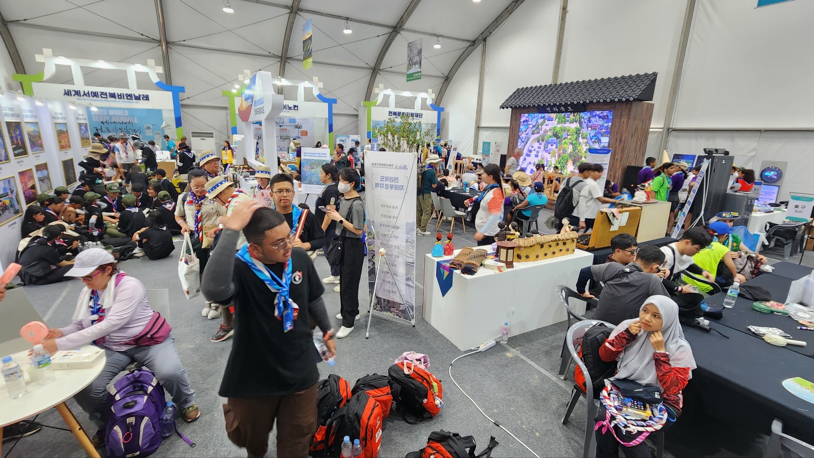 세계스카우트잼버리 전북홍보관-2.jpg